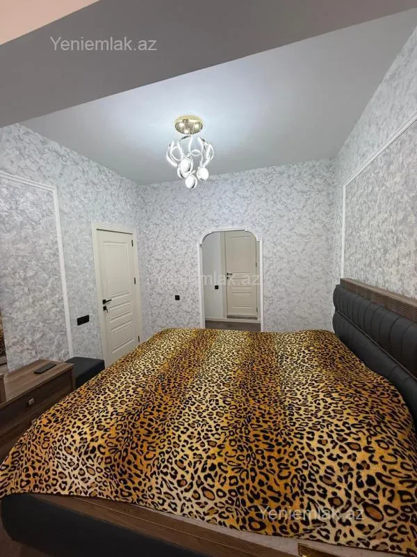 Satılır 4 otaqlı yeni tikili 110 m²