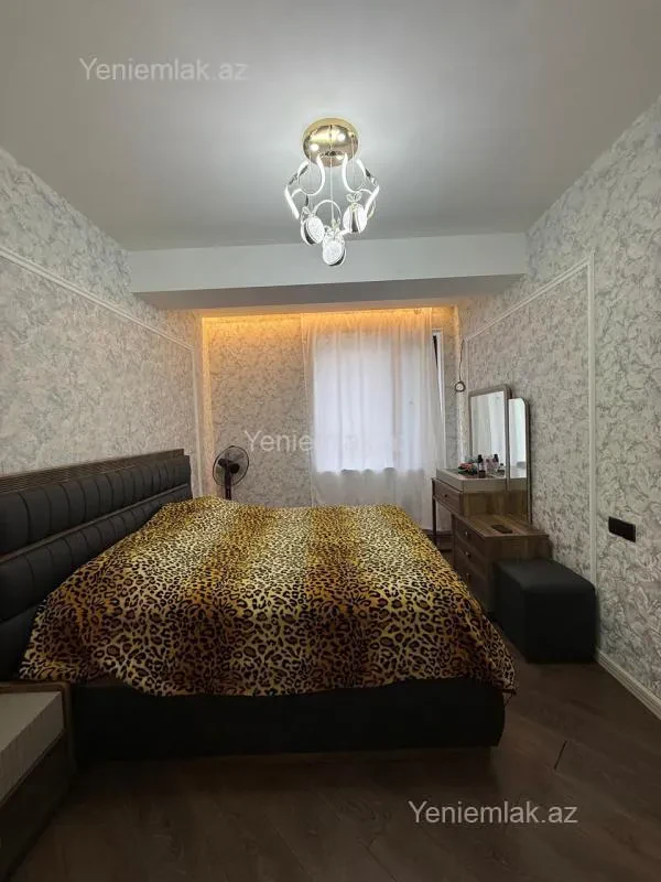 Satılır 4 otaqlı yeni tikili 110 m²