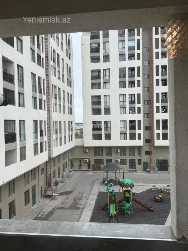 Satılır 4 otaqlı yeni tikili 110 m²