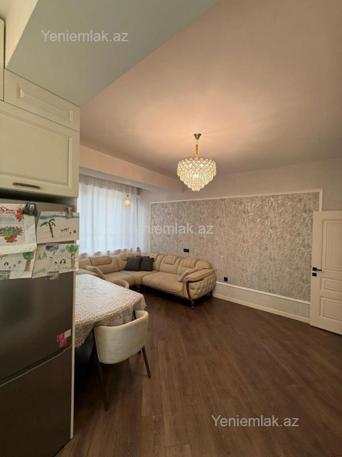 Satılır 4 otaqlı yeni tikili 110 m²
