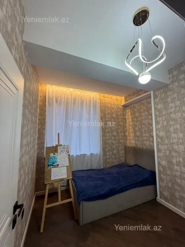 Satılır 4 otaqlı yeni tikili 110 m²