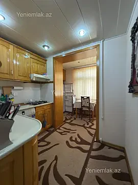 Satılır 3 otaqlı köhnə tikili 80 m²