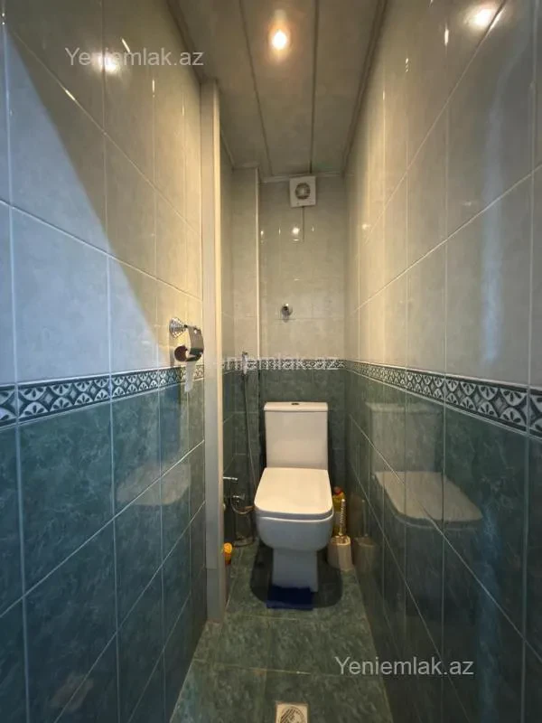 Satılır 3 otaqlı köhnə tikili 80 m²