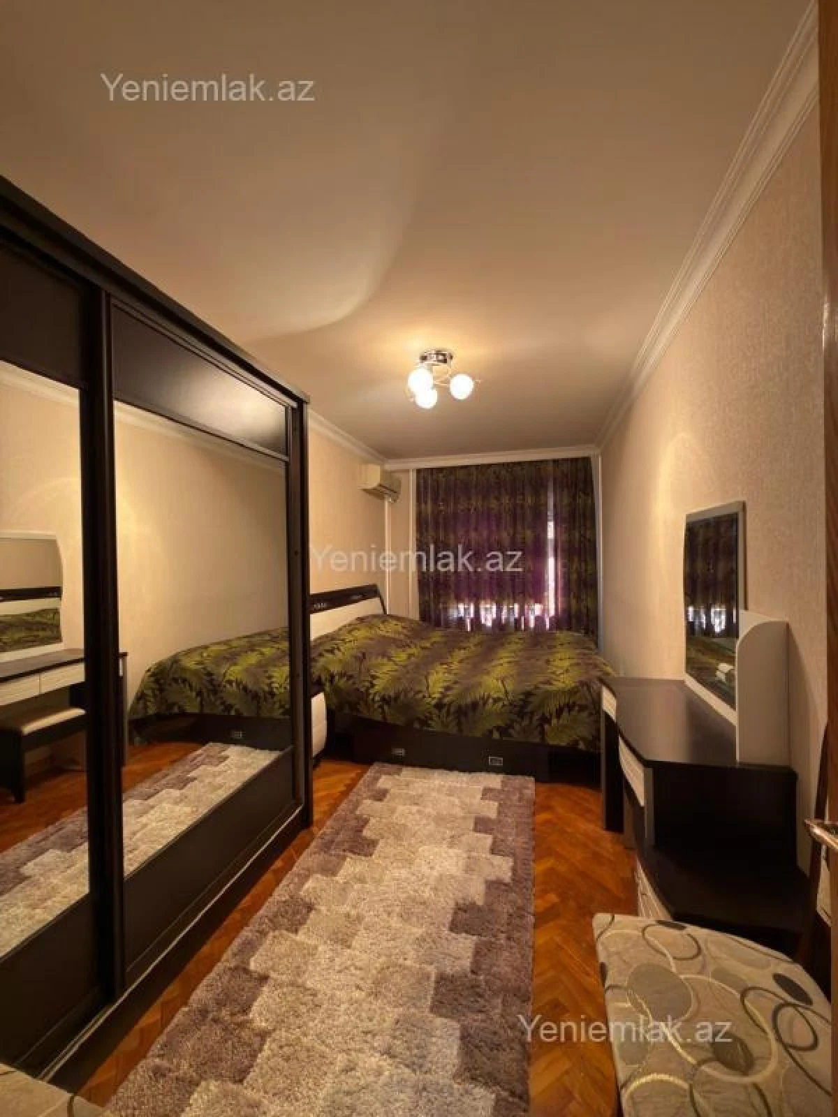 Satılır 3 otaqlı köhnə tikili 80 m²