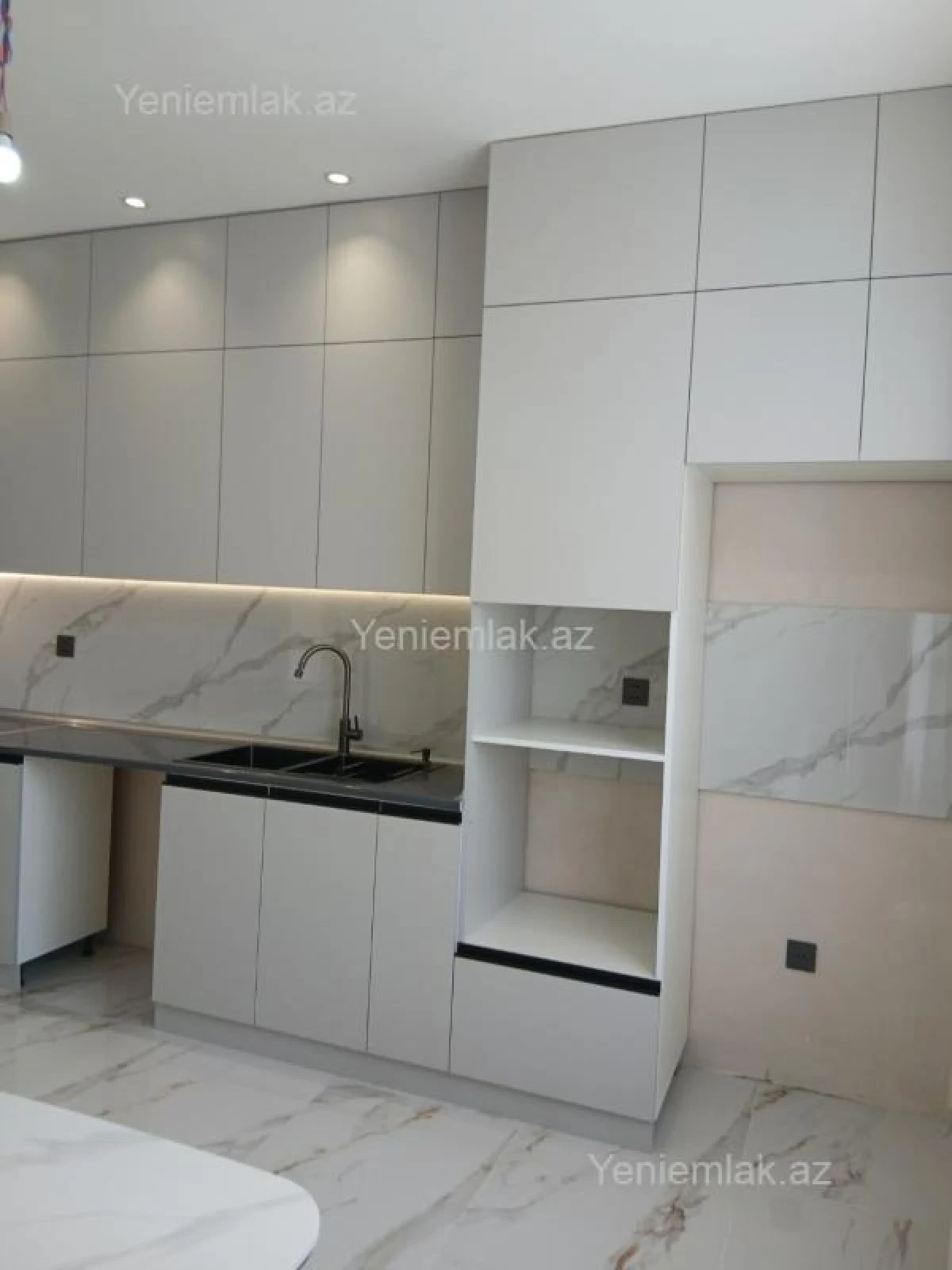 Satılır 4 otaqlı həyət evi 144 m²
