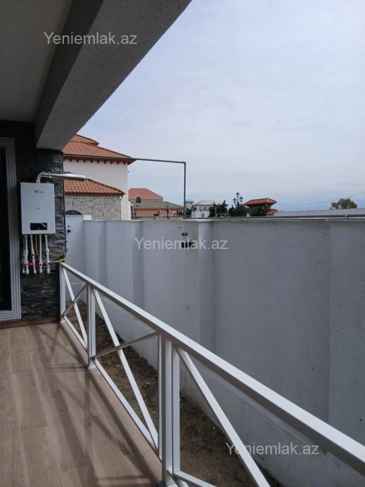 Satılır 4 otaqlı həyət evi 144 m²
