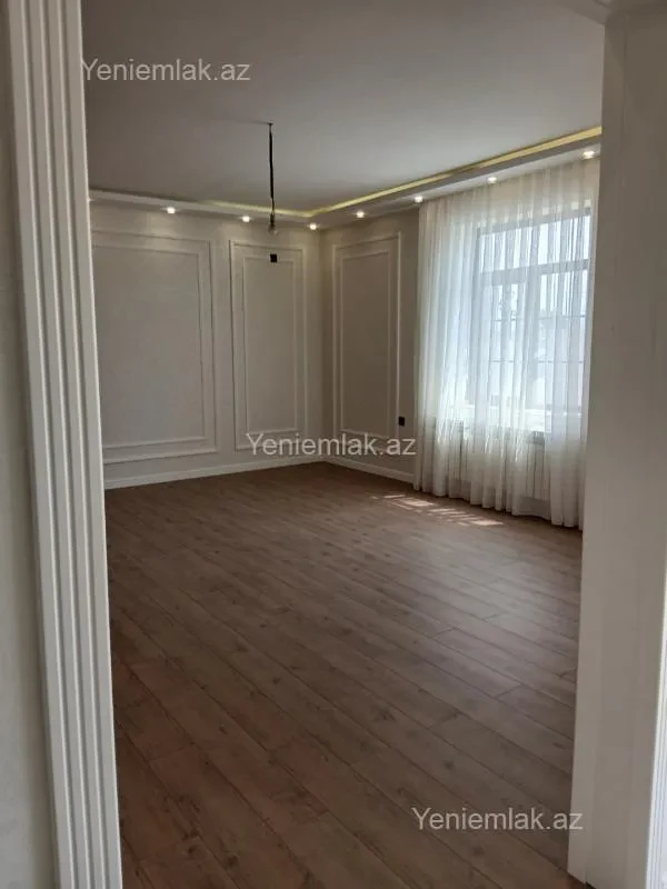Satılır 4 otaqlı həyət evi 144 m²