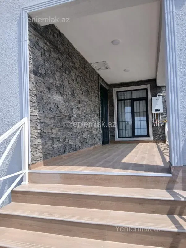 Satılır 4 otaqlı həyət evi 144 m²