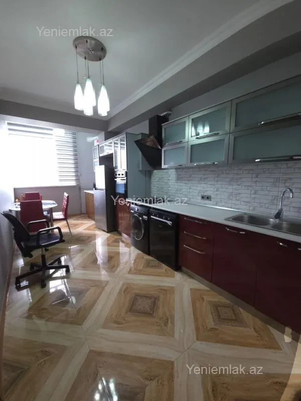 Satılır 2 otaqlı yeni tikili 85 m²