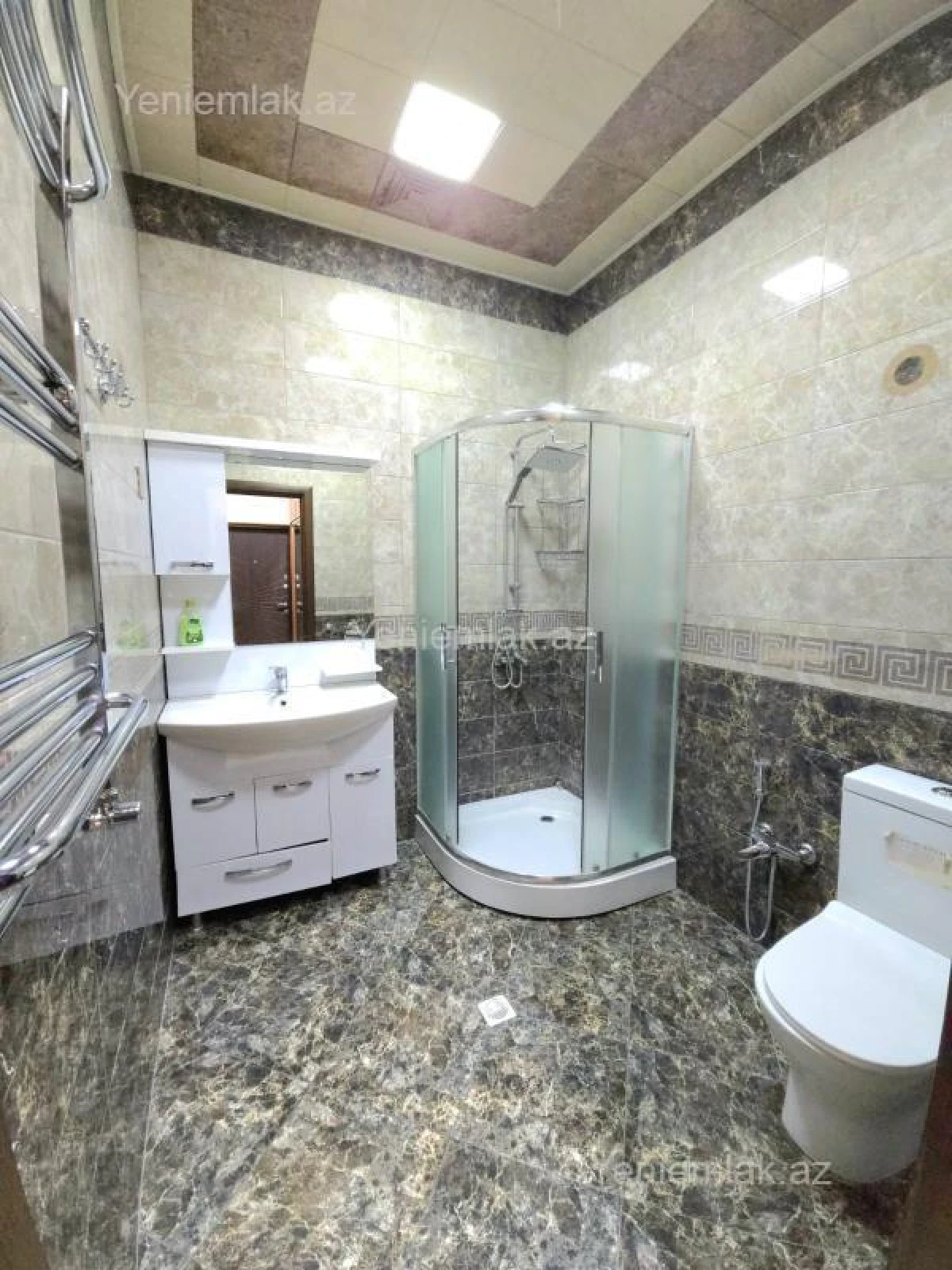 Satılır 2 otaqlı yeni tikili 85 m²