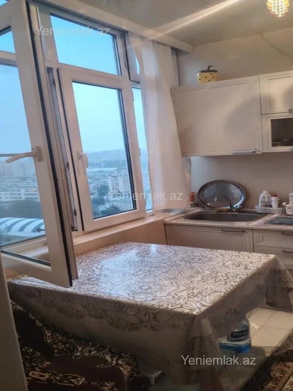 Satılır 2 otaqlı yeni tikili 60 m²