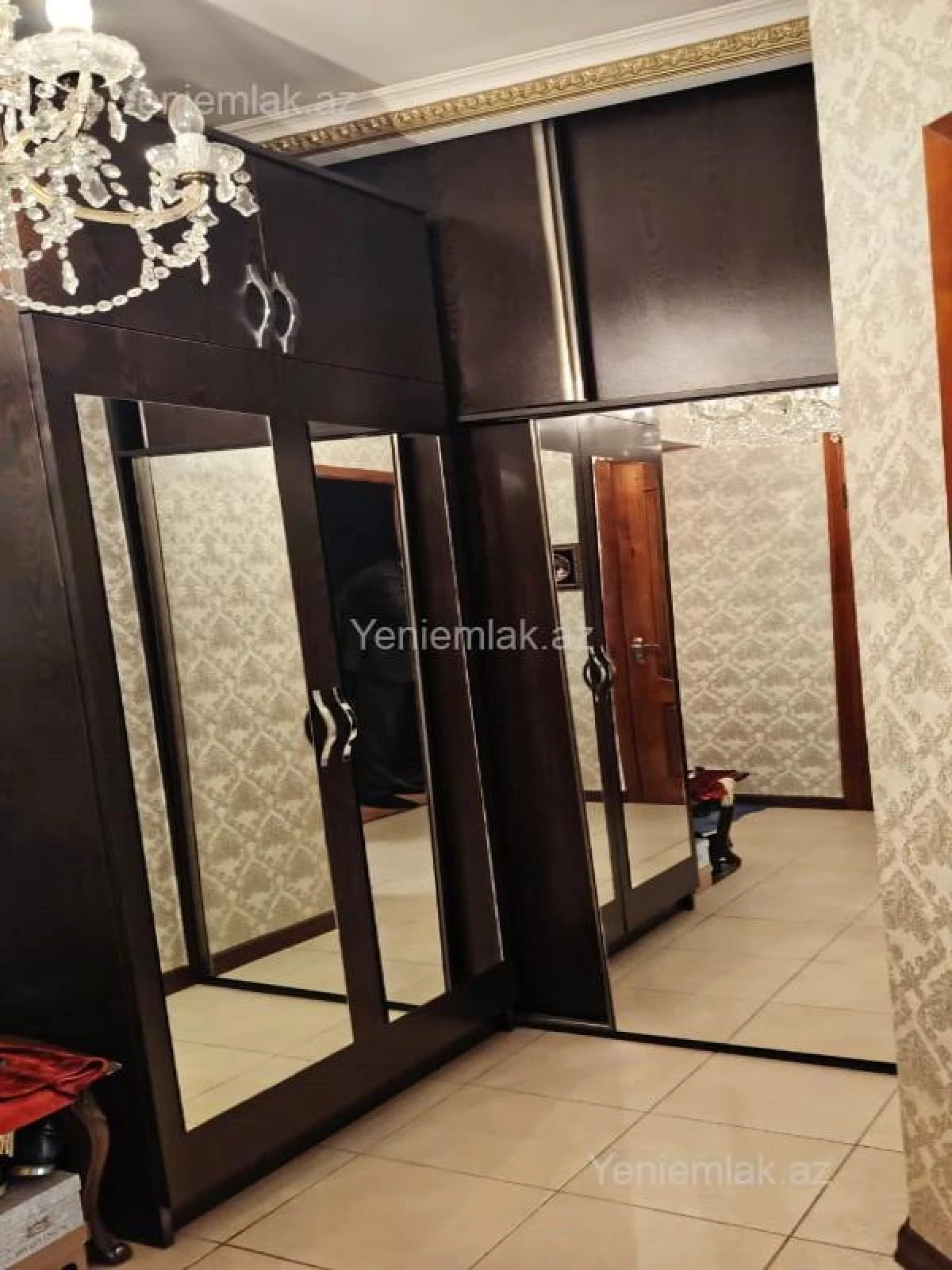 Satılır 2 otaqlı yeni tikili 60 m²