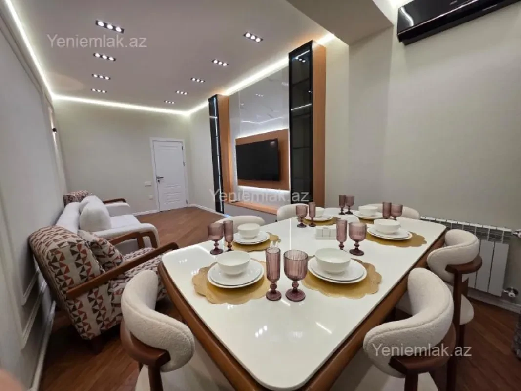 Satılır 2 otaqlı yeni tikili 70 m²
