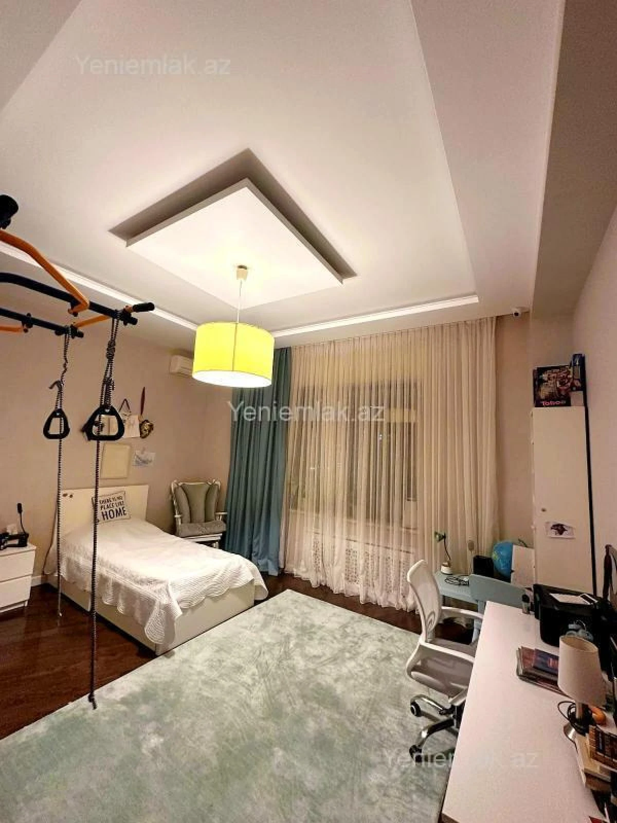 Satılır 4 otaqlı yeni tikili 200.55 m²