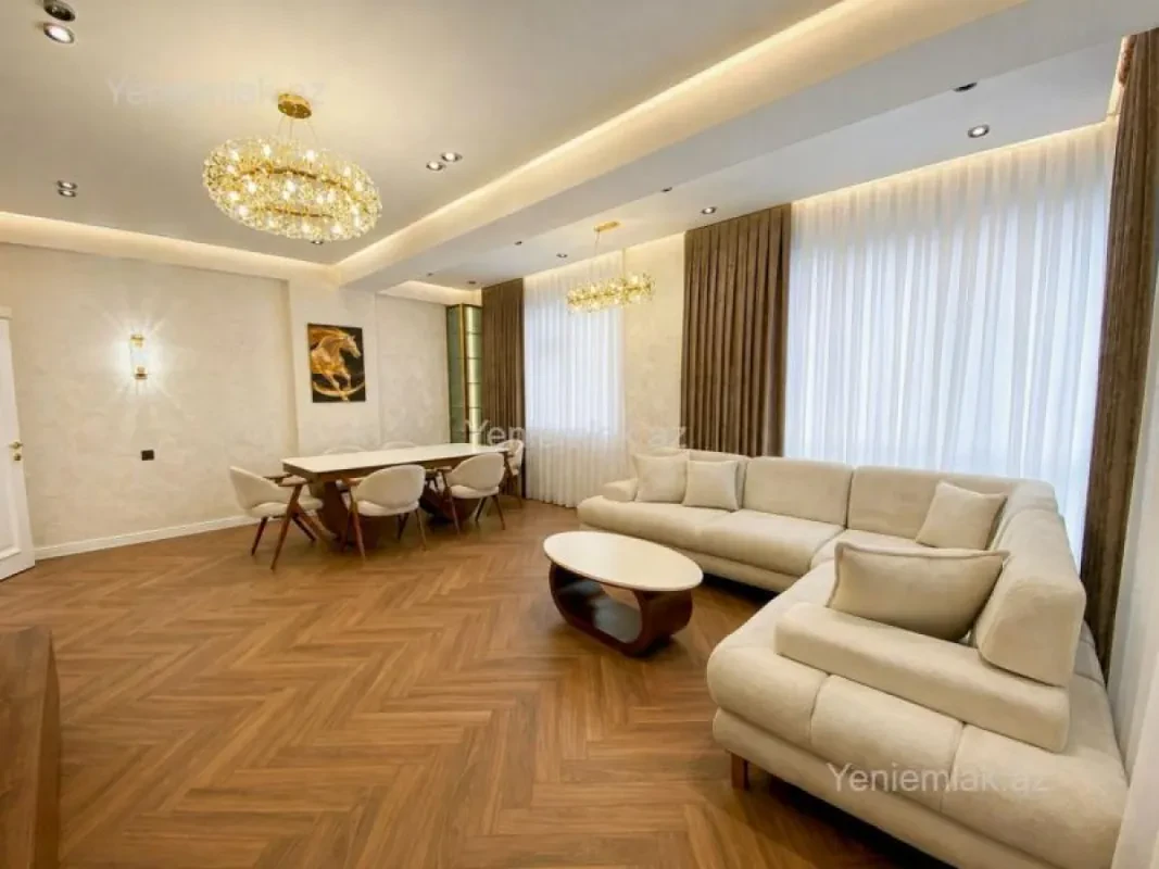 Satılır 3 otaqlı yeni tikili 125 m²