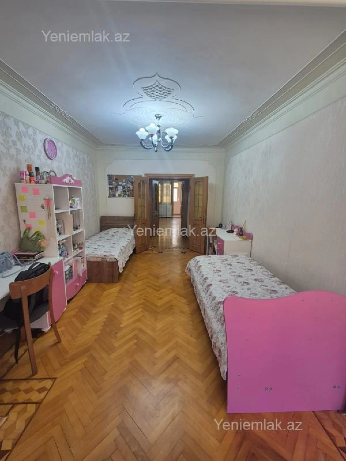 Satılır 4 otaqlı köhnə tikili 100 m²