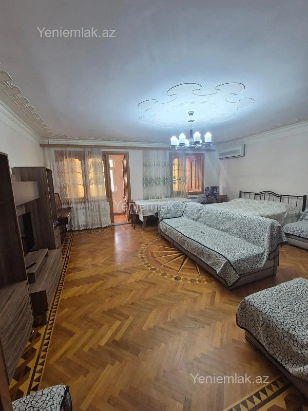 Satılır 4 otaqlı köhnə tikili 100 m²