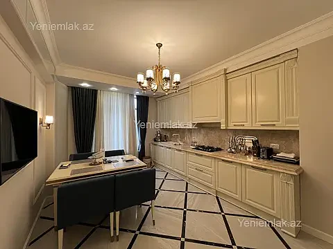 Satılır 3 otaqlı yeni tikili 155 m²