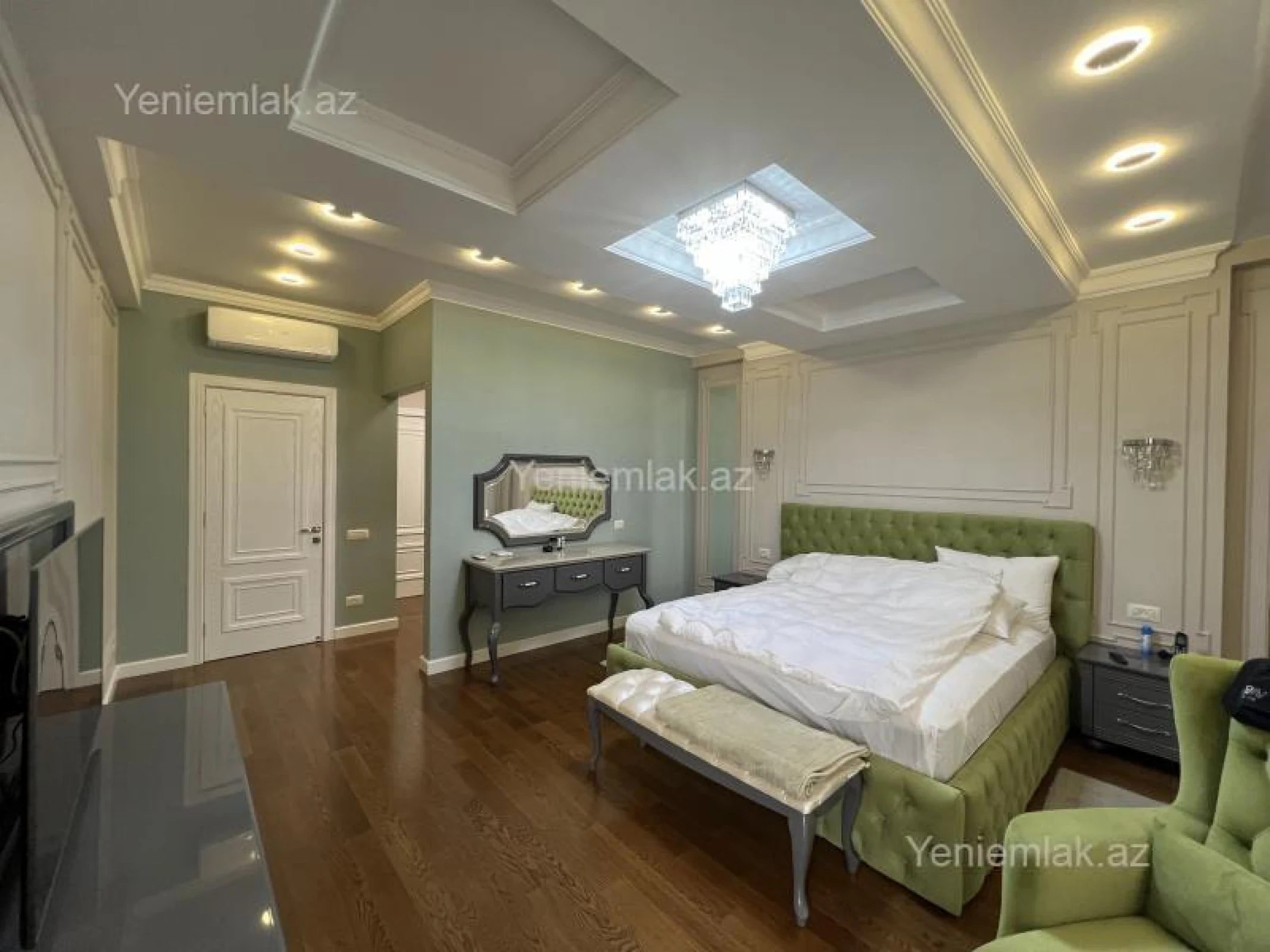 Satılır 3 otaqlı yeni tikili 155 m²