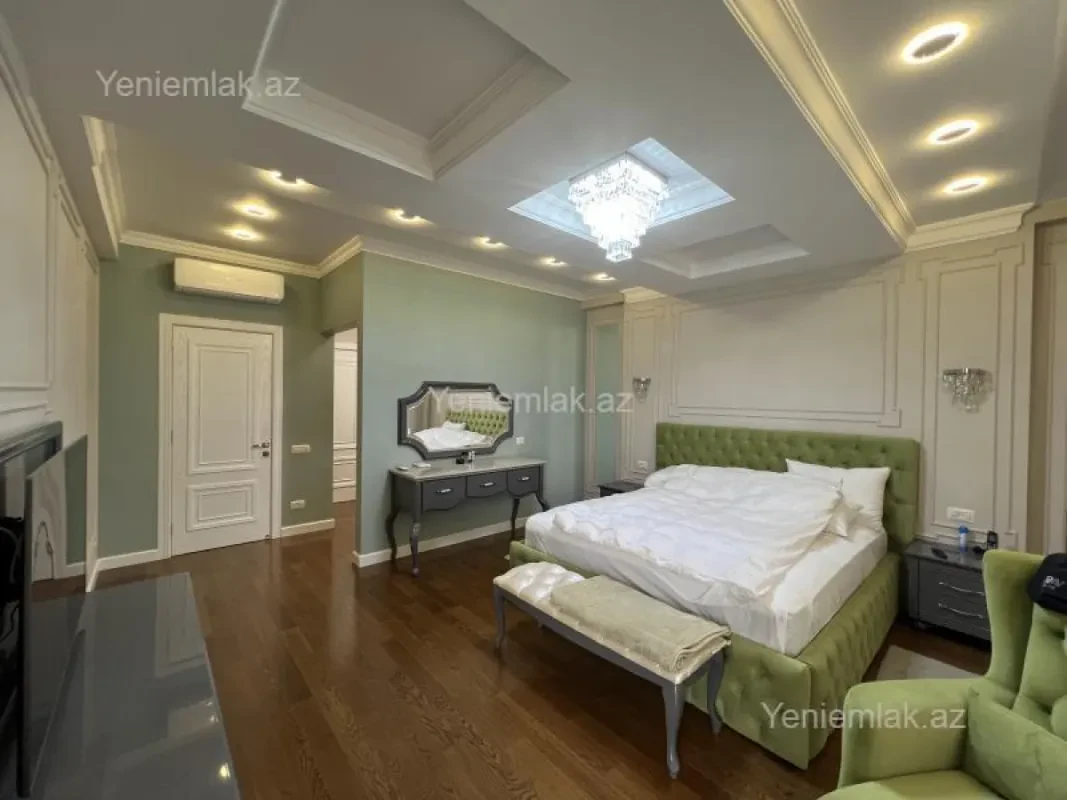 Satılır 3 otaqlı yeni tikili 155 m²