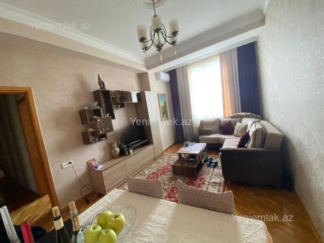 Satılır 2 otaqlı yeni tikili 75 m²