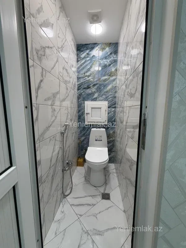 Satılır 2 otaqlı köhnə tikili 65 m²