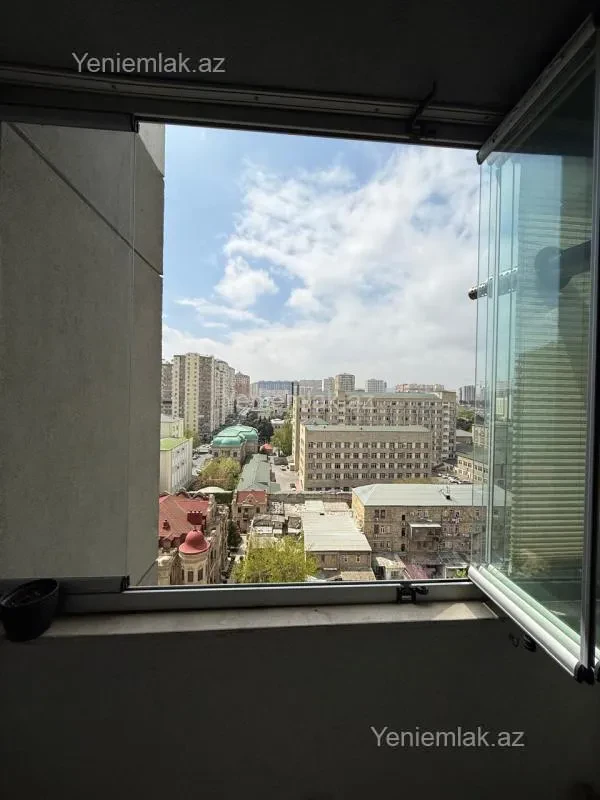 Satılır 2 otaqlı yeni tikili 70 m²
