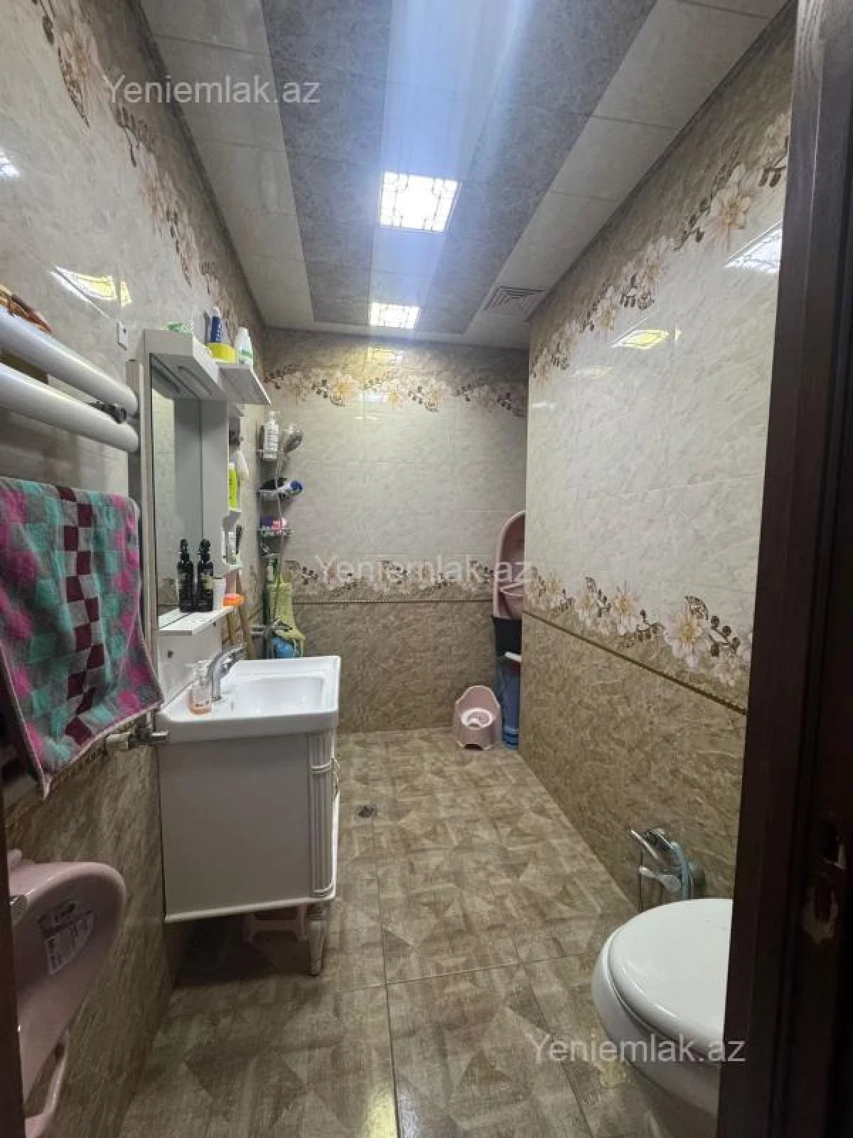Satılır 3 otaqlı yeni tikili 70 m²