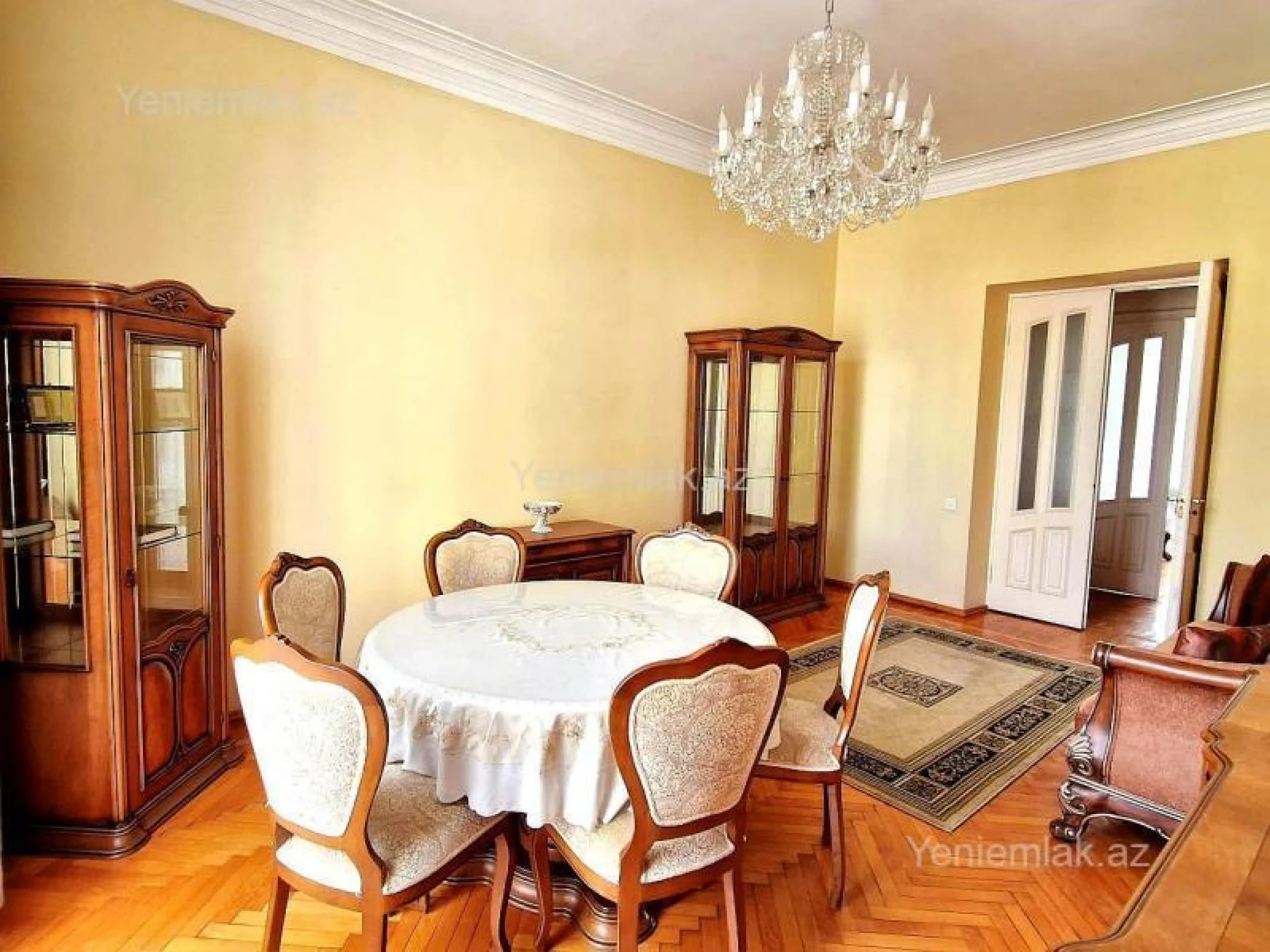Satılır 3 otaqlı köhnə tikili 75.5 m²
