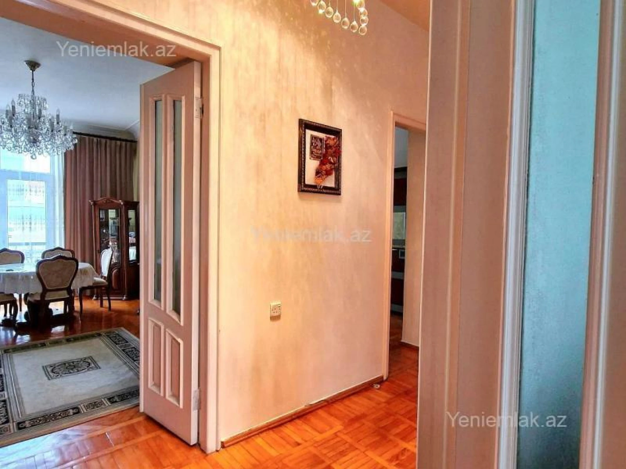 Satılır 3 otaqlı köhnə tikili 75.5 m²