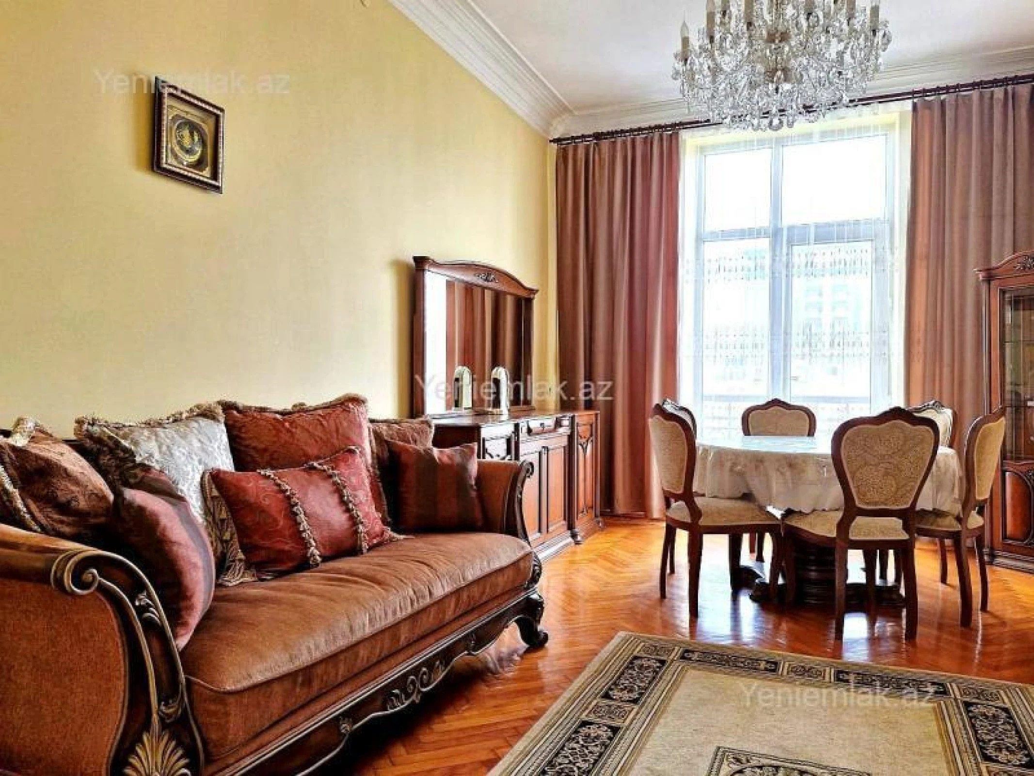 Satılır 3 otaqlı köhnə tikili 75.5 m²