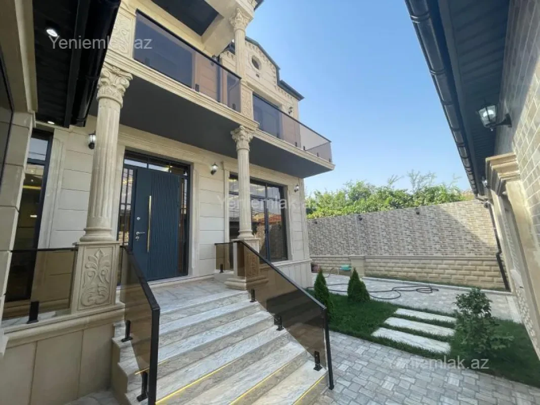 Satılır 6 otaqlı həyət evi 220 m²