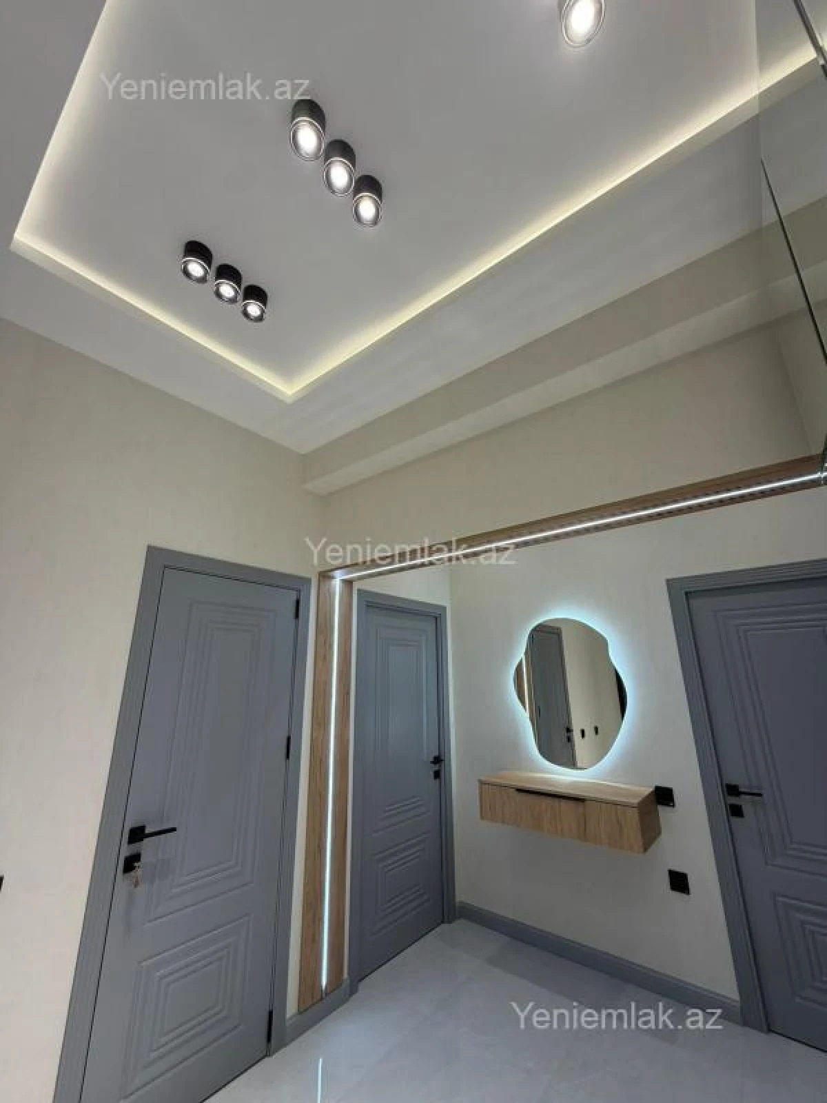 Satılır 3 otaqlı yeni tikili 80 m²