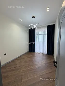 Satılır 3 otaqlı yeni tikili 80 m²