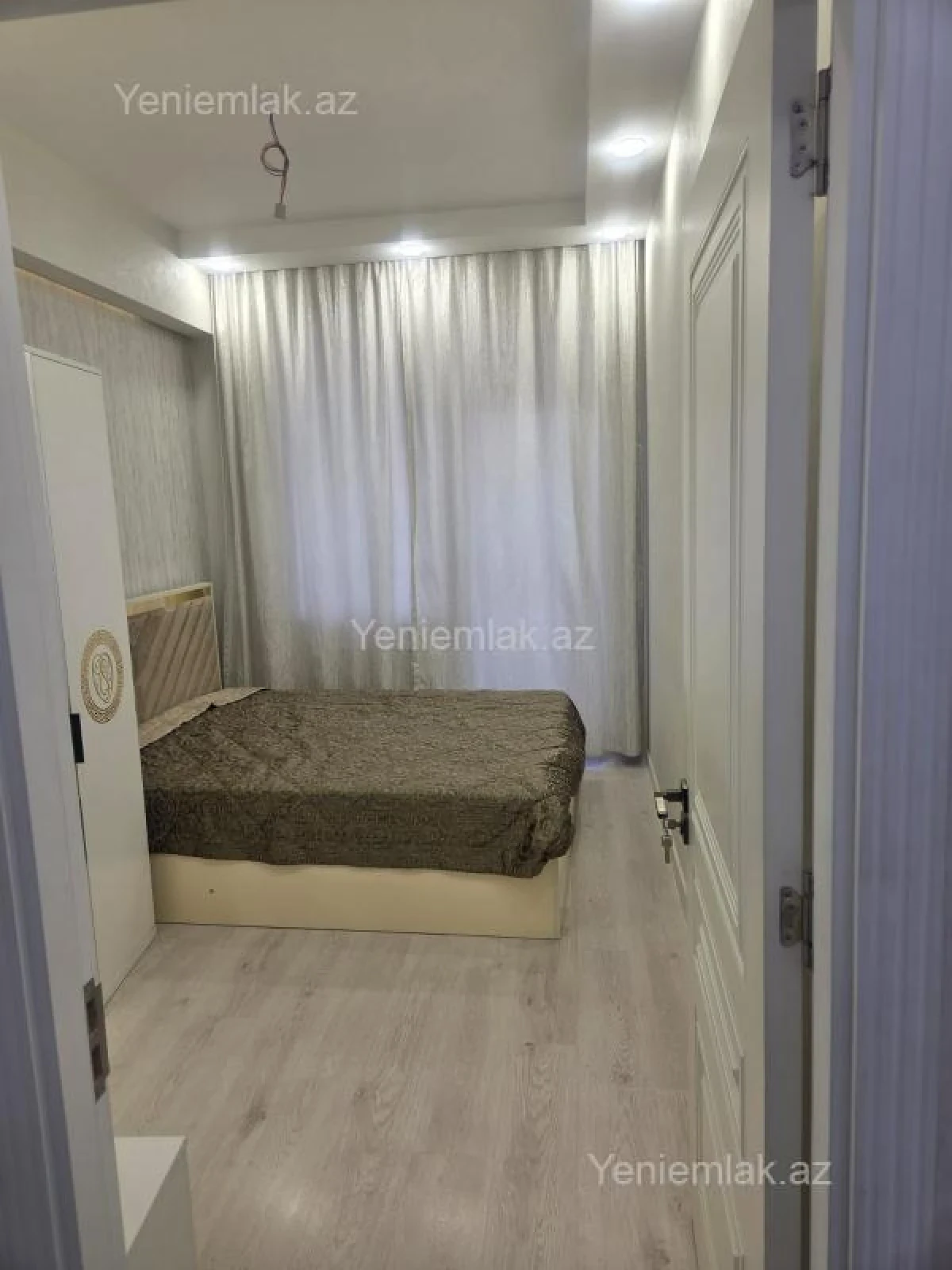 Satılır 2 otaqlı yeni tikili 60 m²