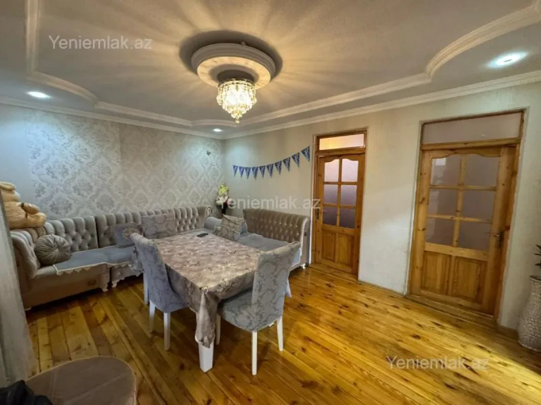 Satılır 4 otaqlı həyət evi 120 m²