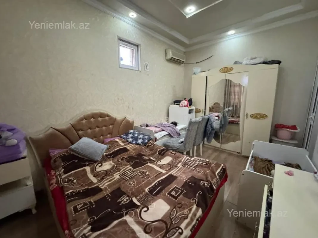 Satılır 4 otaqlı həyət evi 120 m²