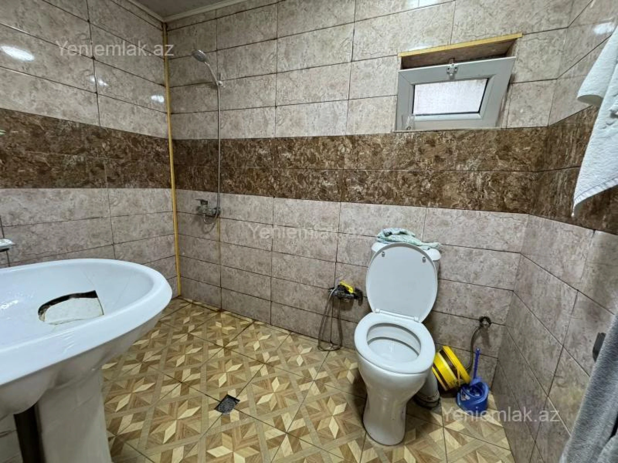 Satılır 4 otaqlı həyət evi 120 m²