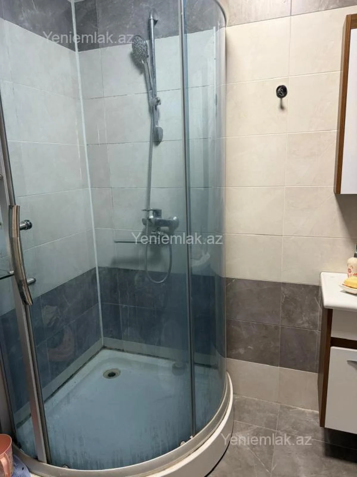 Satılır 3 otaqlı yeni tikili 90 m²