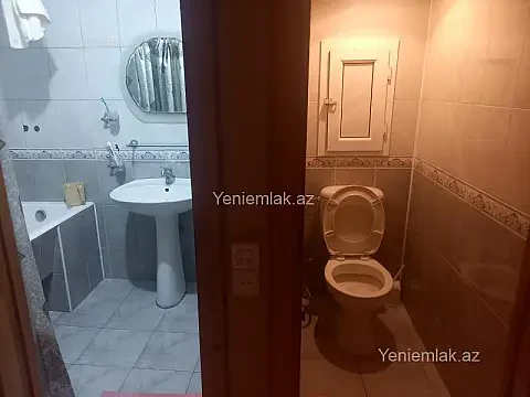Satılır 5 otaqlı köhnə tikili 110 m²