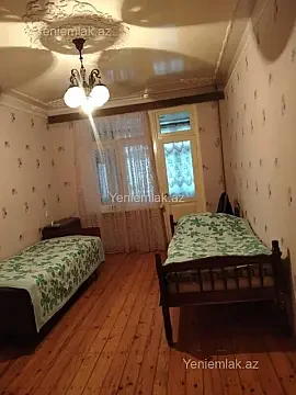 Satılır 5 otaqlı köhnə tikili 110 m²