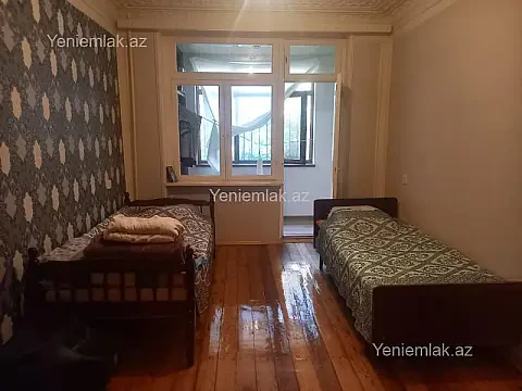 Satılır 5 otaqlı köhnə tikili 110 m²