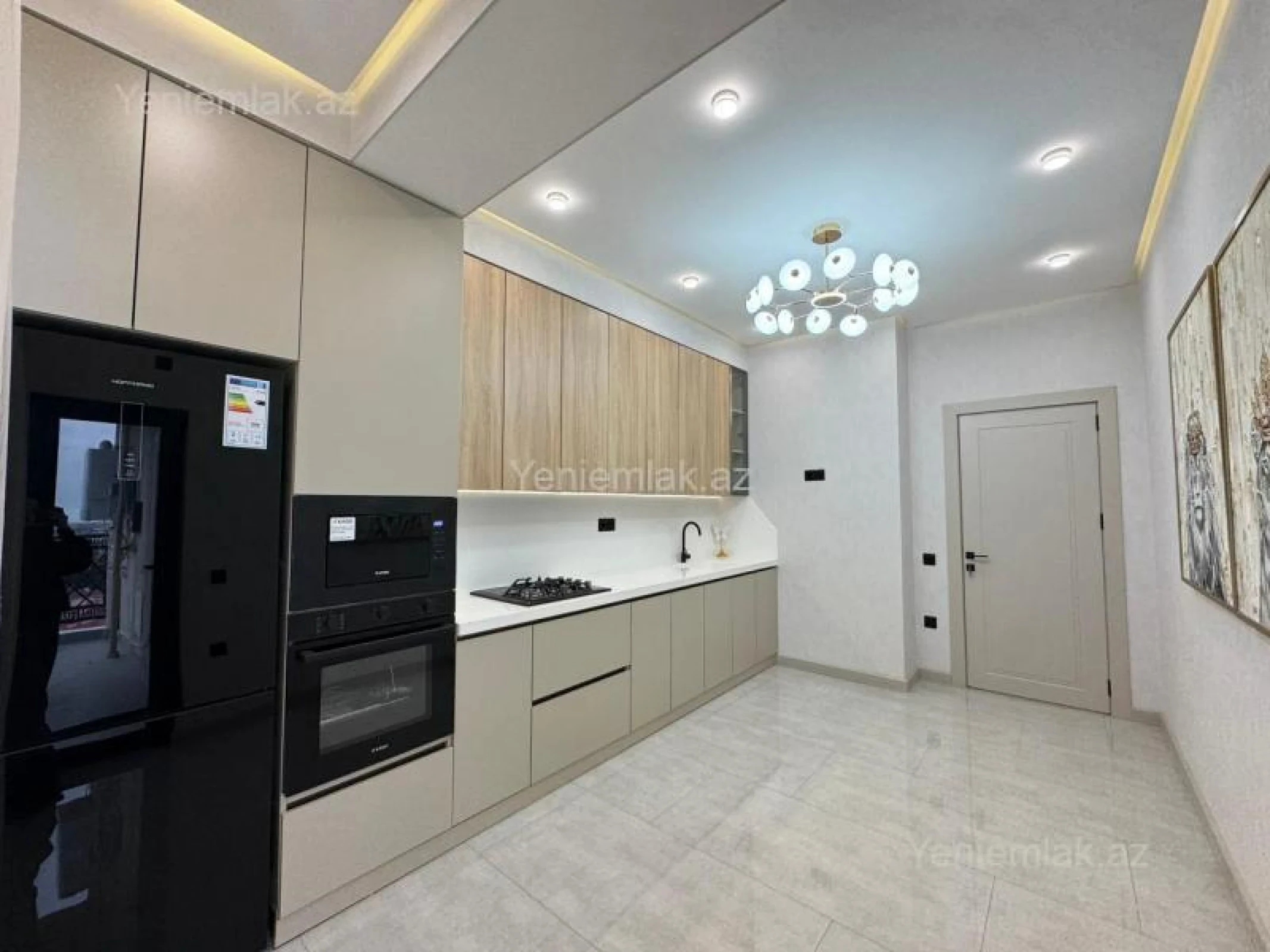 Satılır 2 otaqlı yeni tikili 76 m²