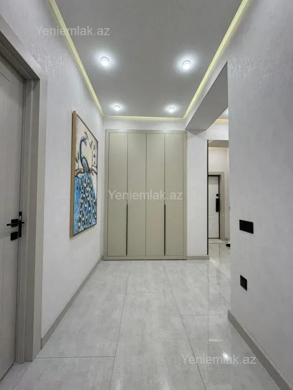 Satılır 2 otaqlı yeni tikili 76 m²