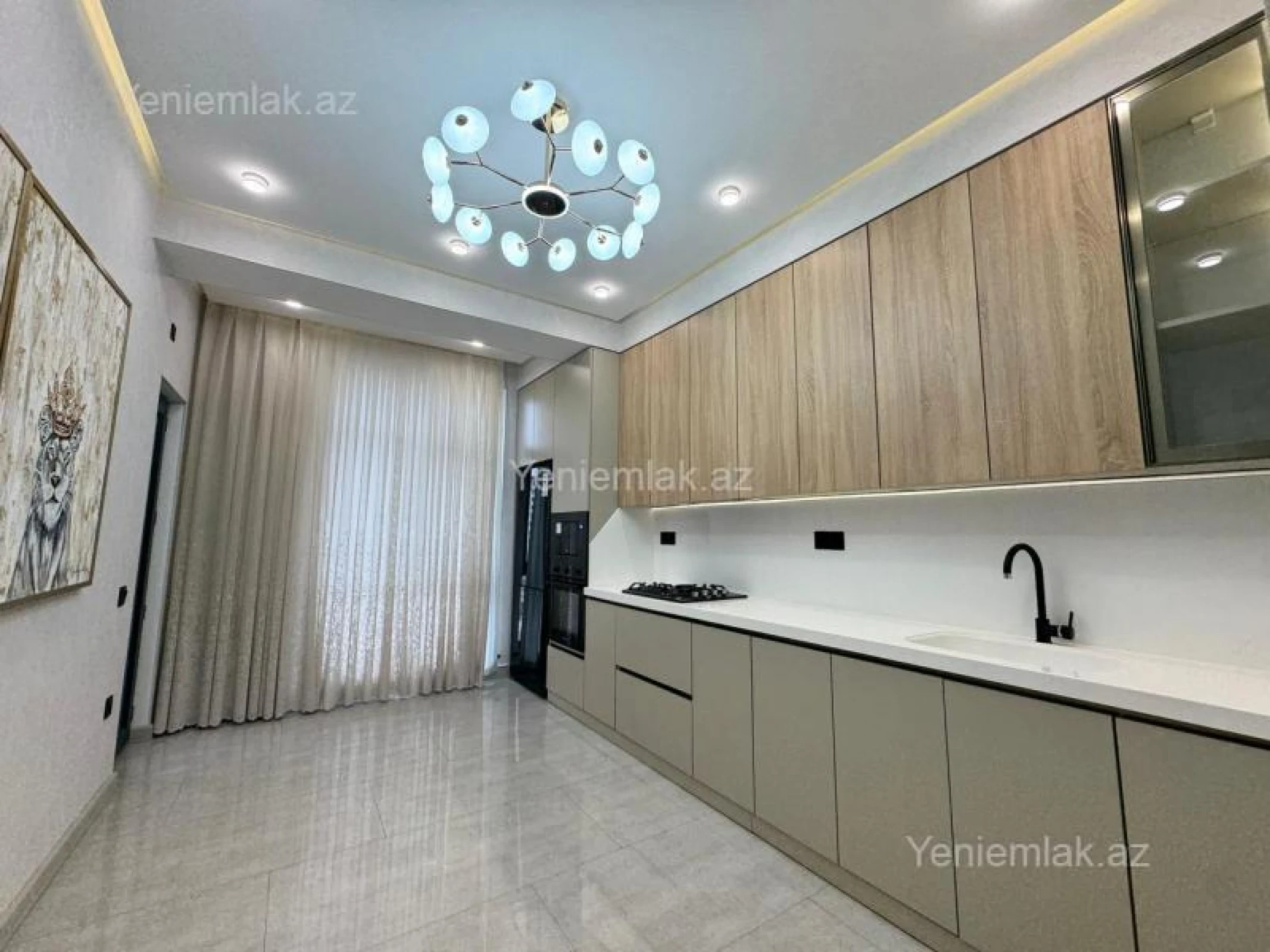 Satılır 2 otaqlı yeni tikili 76 m²