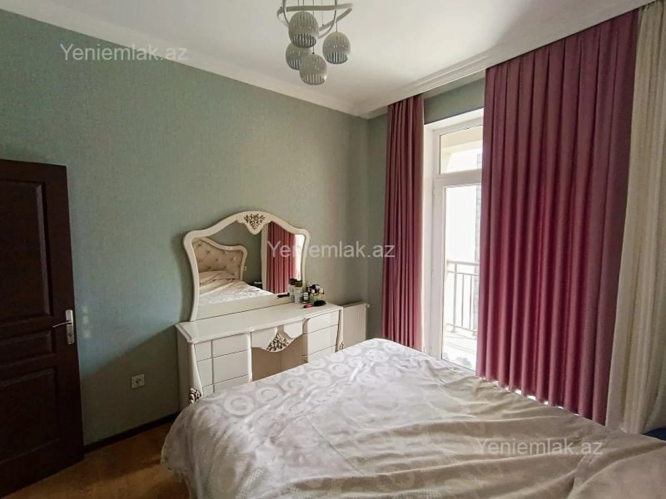 Satılır 4 otaqlı yeni tikili 111 m²