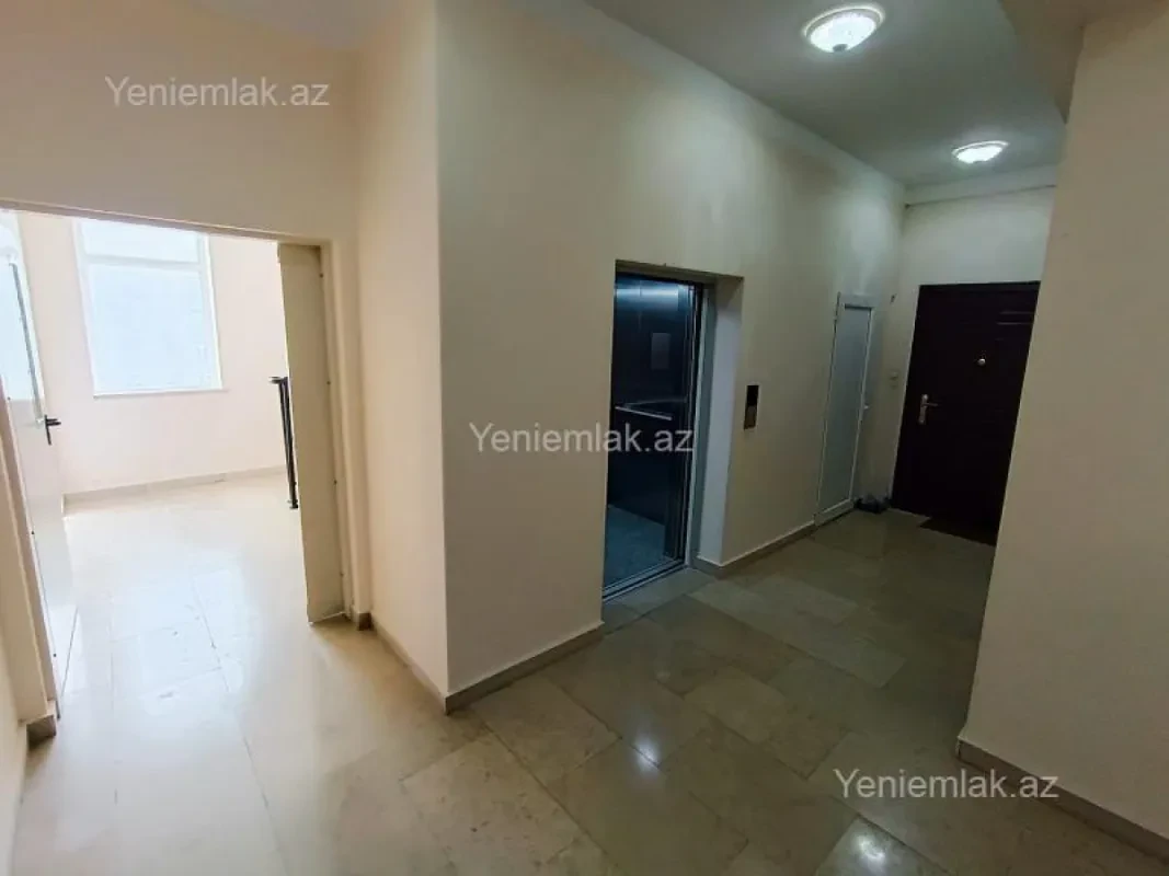 Satılır 4 otaqlı yeni tikili 111 m²