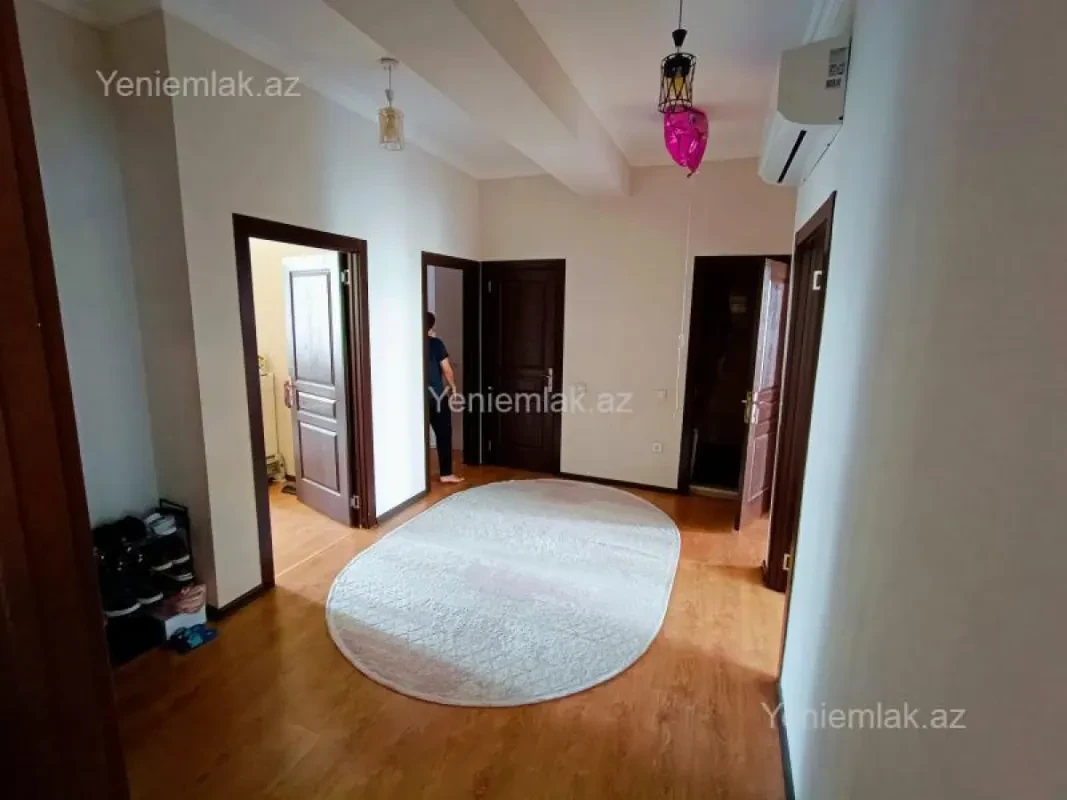 Satılır 4 otaqlı yeni tikili 111 m²
