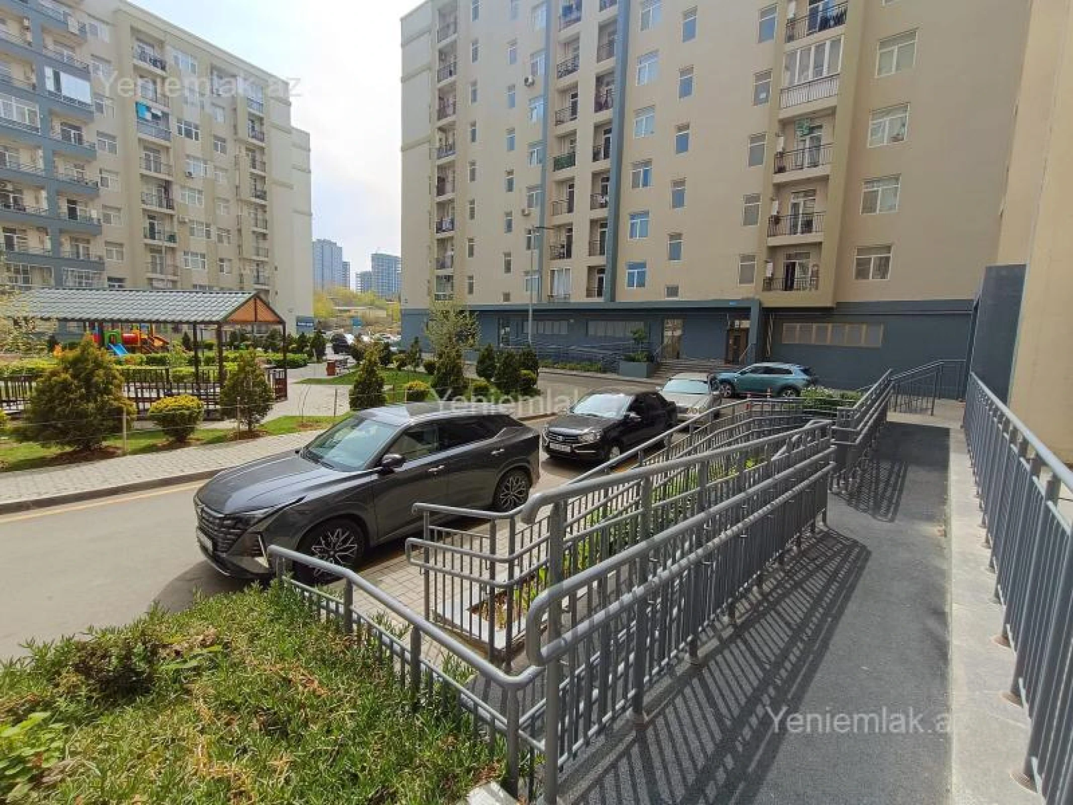 Satılır 4 otaqlı yeni tikili 111 m²