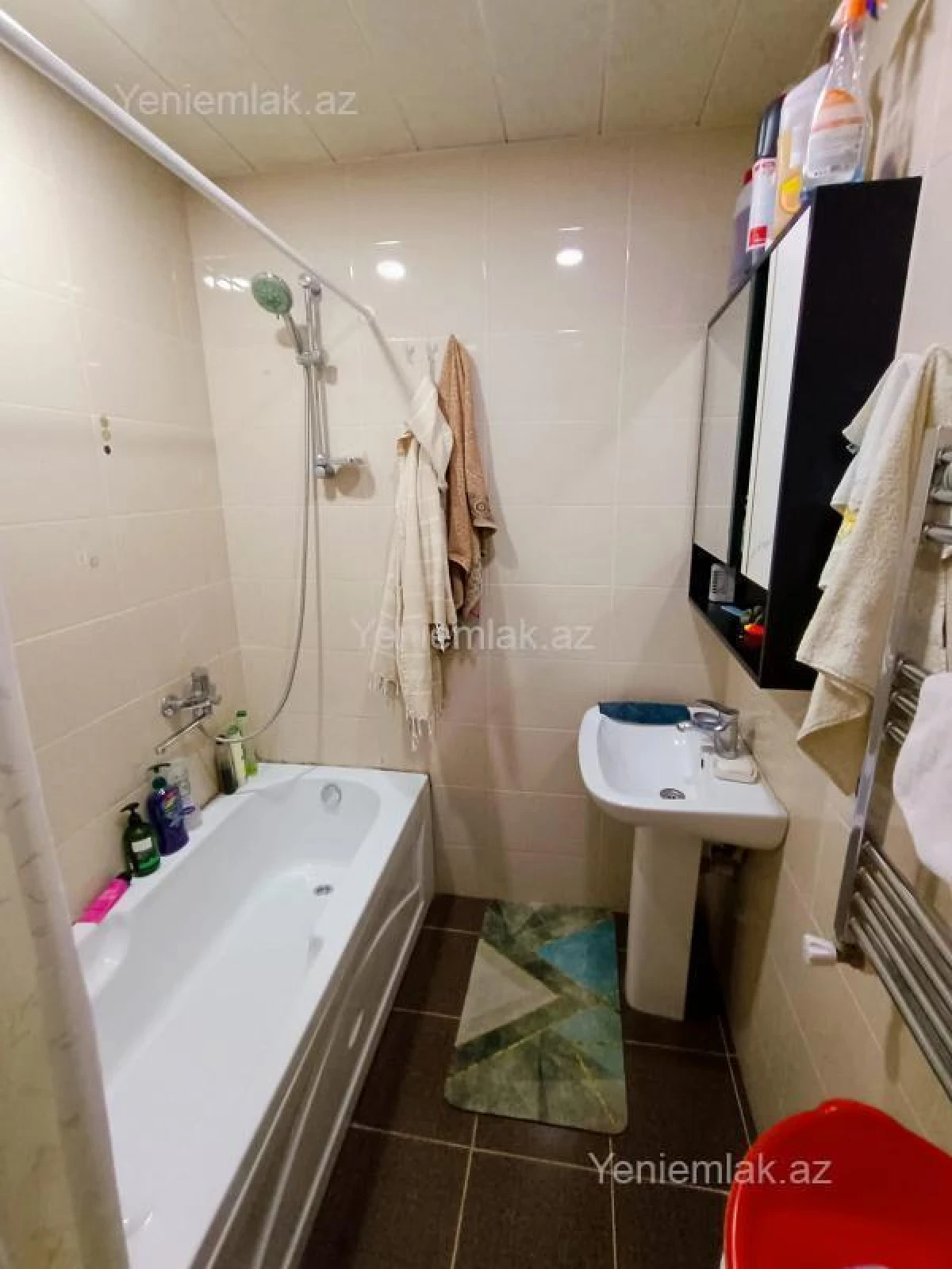 Satılır 4 otaqlı yeni tikili 111 m²